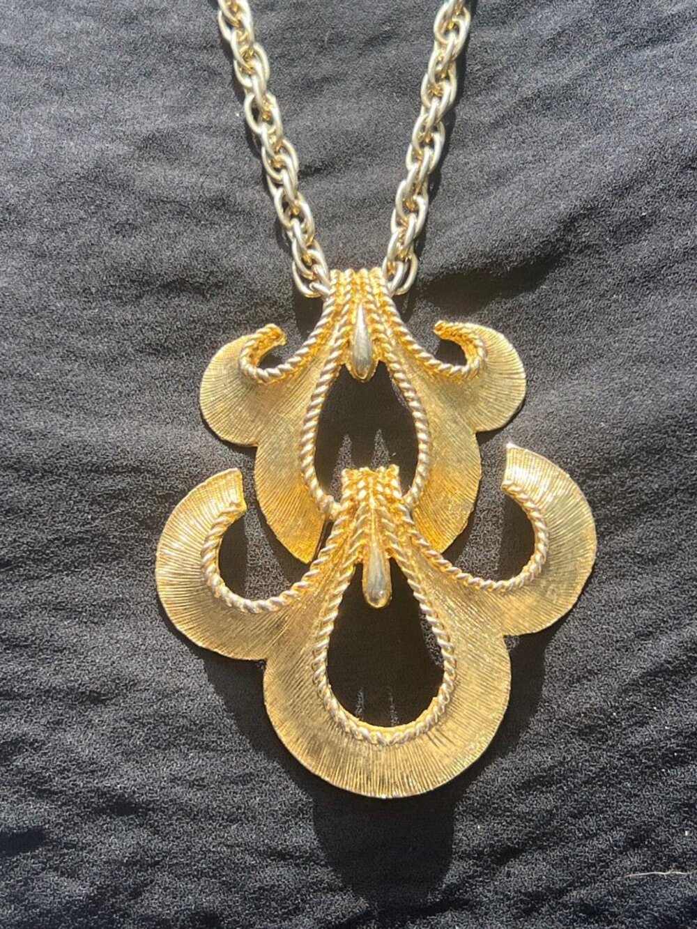 Vintage Monet Gold-Tone Statement Pendant Necklace With Textured Design & Chain - Picture 3 of 8